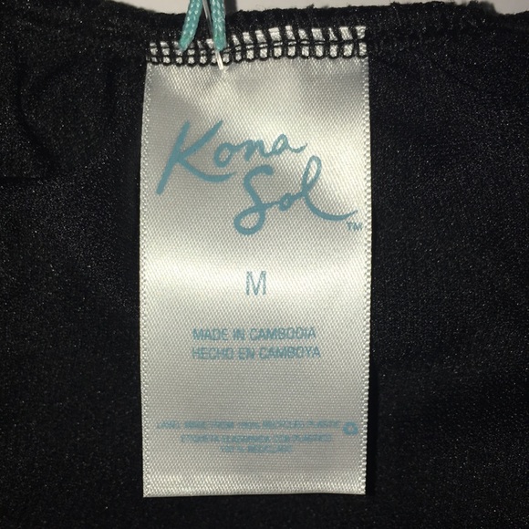 NWT Kona Sol swim black one piece size M. - Picture 11 of 16